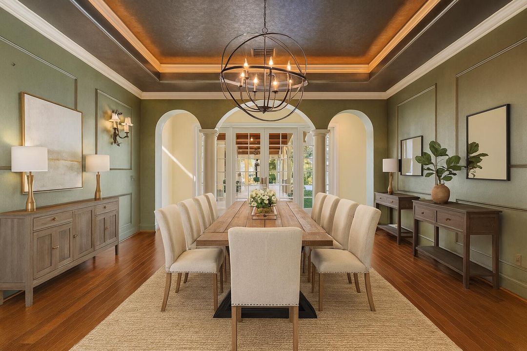 Active With Contract: $5,350,000 (3 beds, 4 baths, 5157 Square Feet)