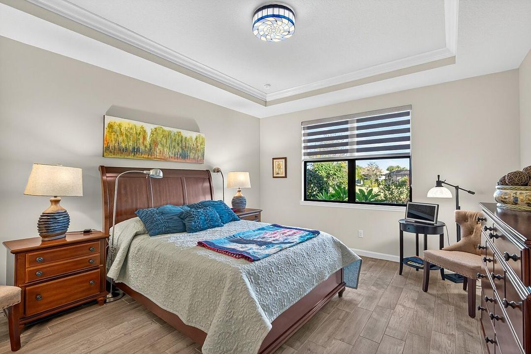 For Sale: $449,900 (3 beds, 2 baths, 1704 Square Feet)