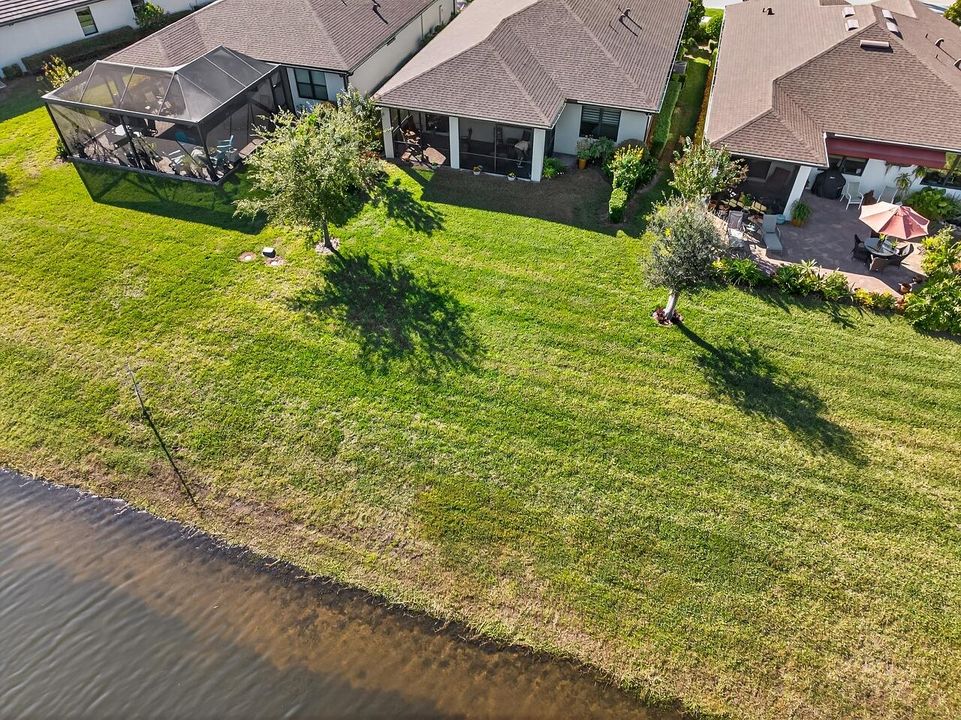 For Sale: $449,900 (3 beds, 2 baths, 1704 Square Feet)