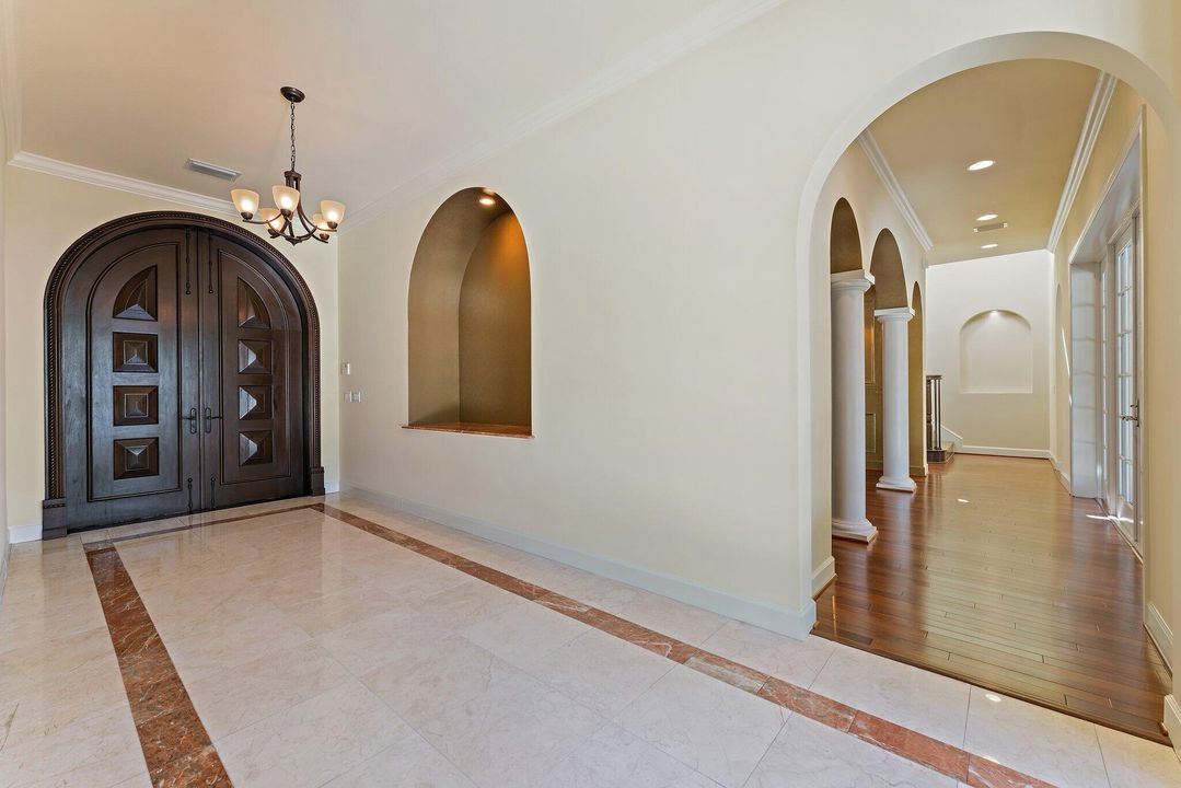 Active With Contract: $5,350,000 (3 beds, 4 baths, 5157 Square Feet)