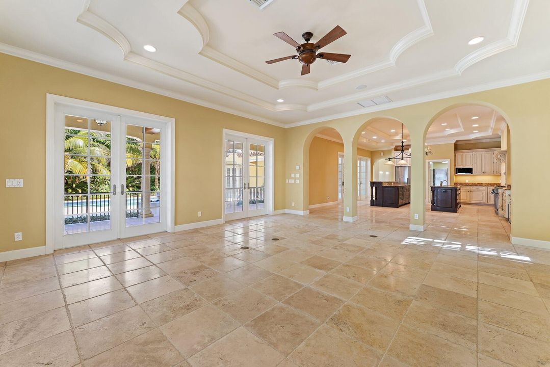 Active With Contract: $5,350,000 (3 beds, 4 baths, 5157 Square Feet)