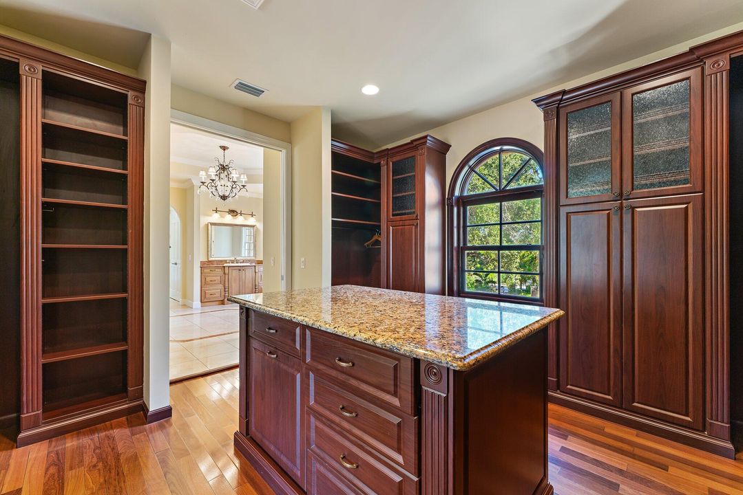 Active With Contract: $5,350,000 (3 beds, 4 baths, 5157 Square Feet)