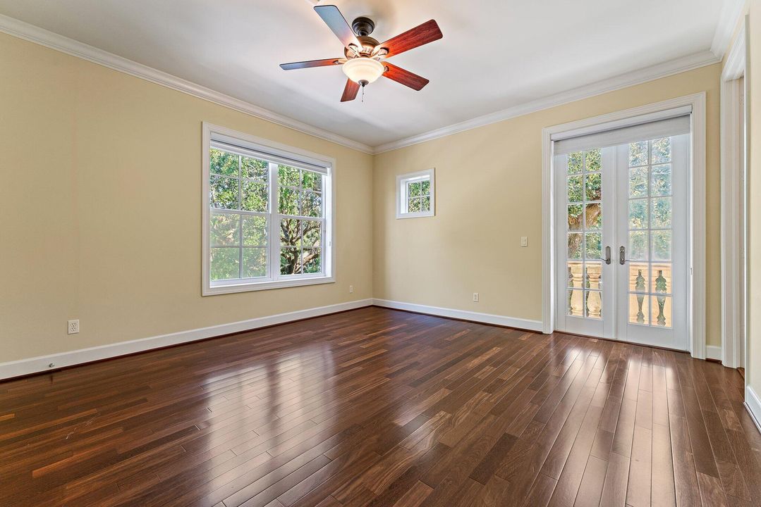 Active With Contract: $5,350,000 (3 beds, 4 baths, 5157 Square Feet)