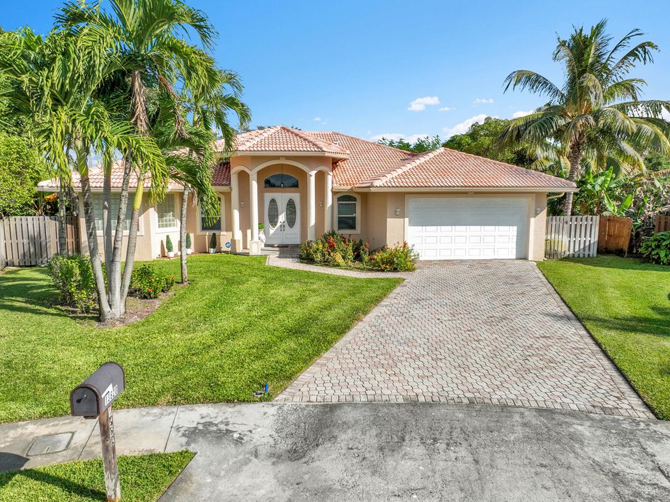 В аренду: $7,500 (4 спален, 3 ванн, 2699 Квадратных фут)