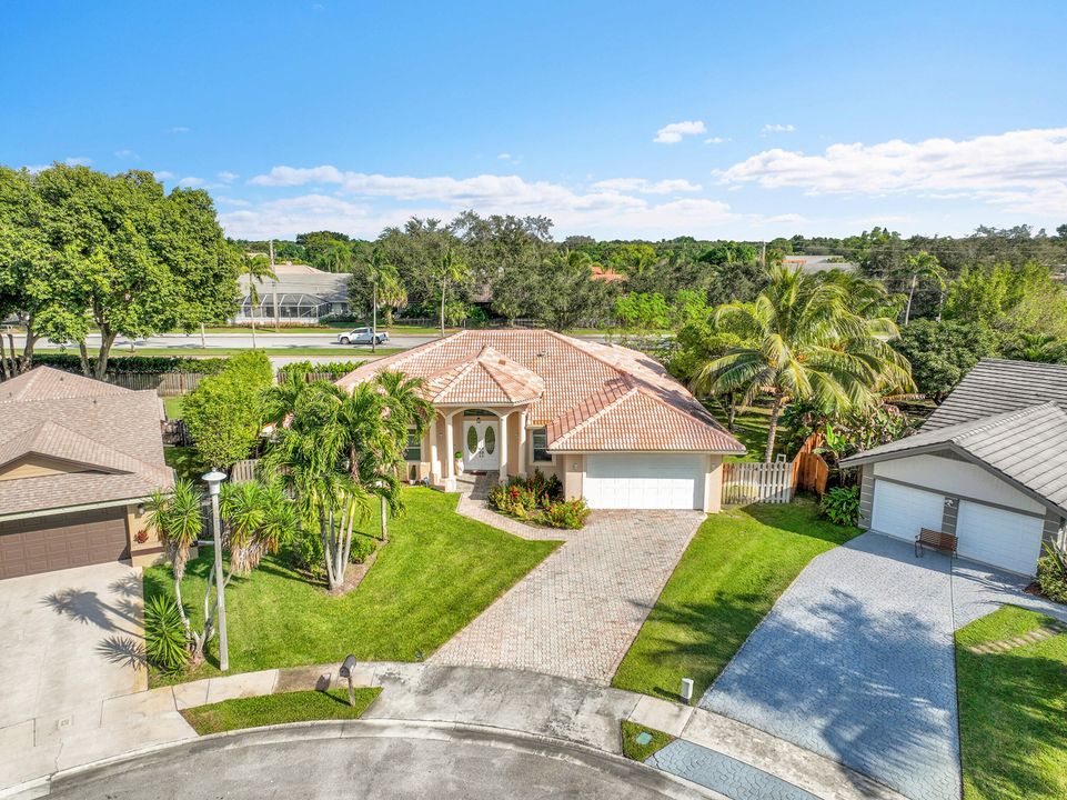 В аренду: $7,500 (4 спален, 3 ванн, 2699 Квадратных фут)