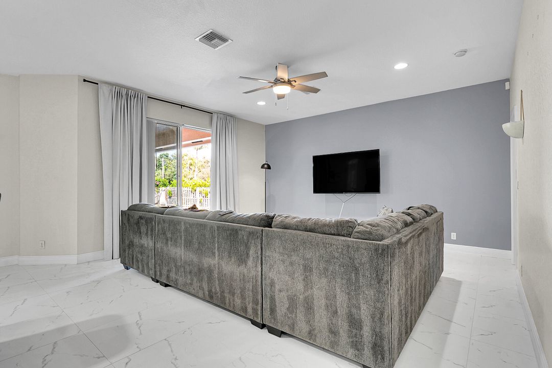 В аренду: $7,500 (4 спален, 3 ванн, 2699 Квадратных фут)