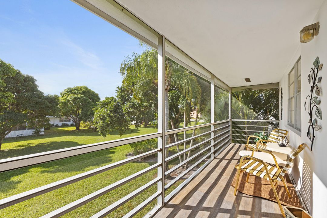 待售: $114,900 (2 贝兹, 1 浴室, 798 平方英尺)