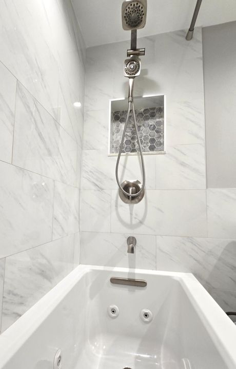 На продажу: $305,000 (3 спален, 2 ванн, 1557 Квадратных фут)