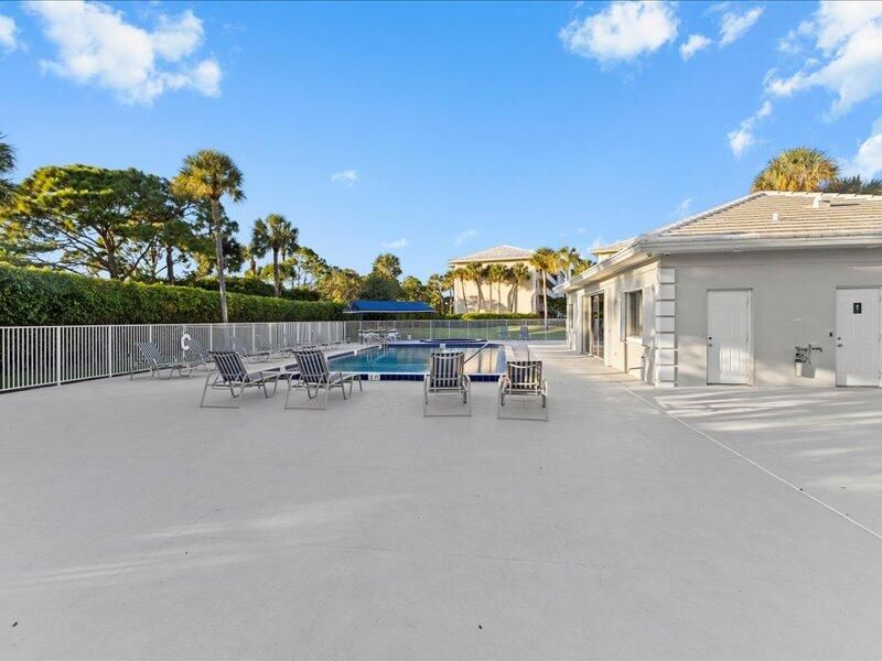 En Venta: $164,900 (2 camas, 2 baños, 1442 Pies cuadrados)