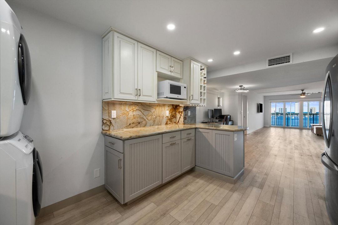 En Venta: $400,000 (2 camas, 2 baños, 1440 Pies cuadrados)