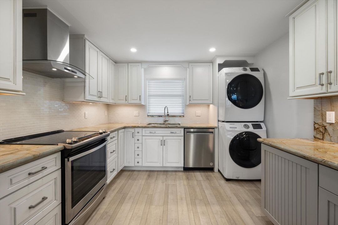 En Venta: $400,000 (2 camas, 2 baños, 1440 Pies cuadrados)