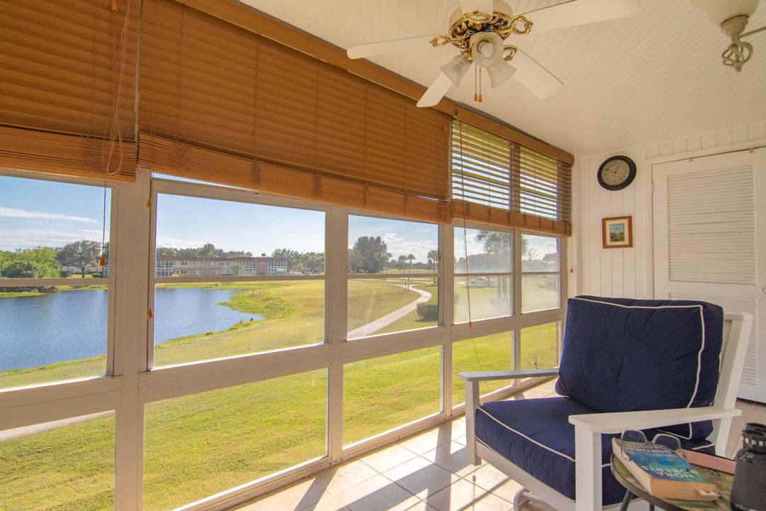 For Sale: $149,900 (2 beds, 2 baths, 1000 Square Feet)