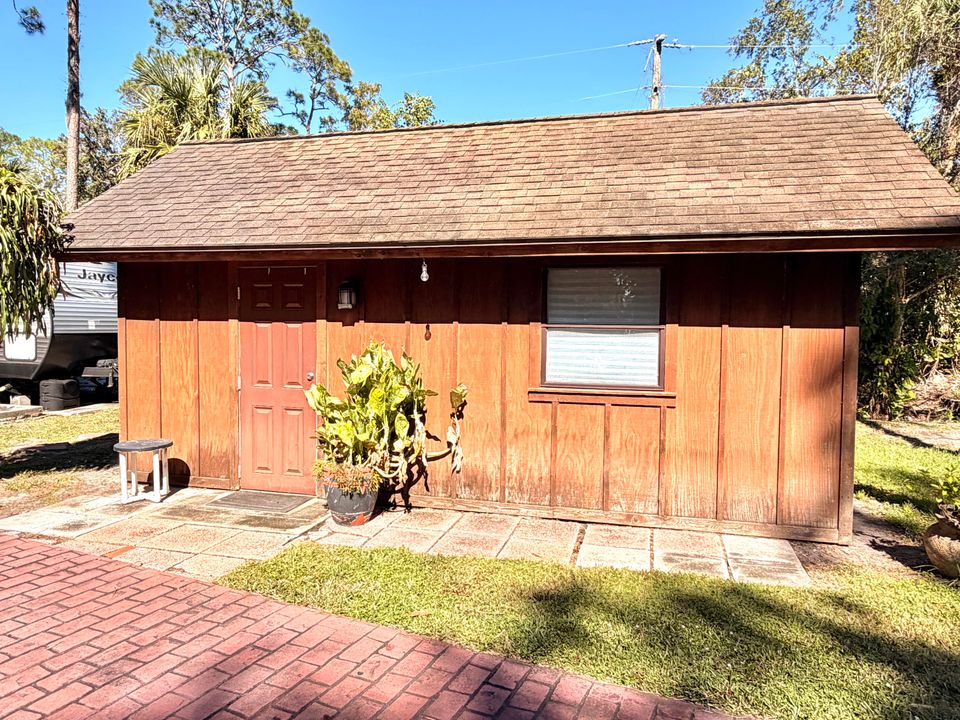 For Sale: $549,000 (3 beds, 2 baths, 2634 Square Feet)