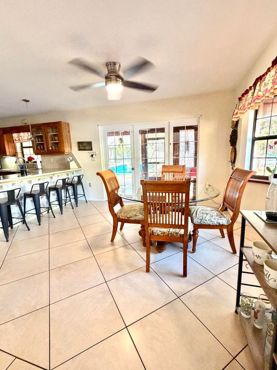 For Sale: $549,000 (3 beds, 2 baths, 2634 Square Feet)