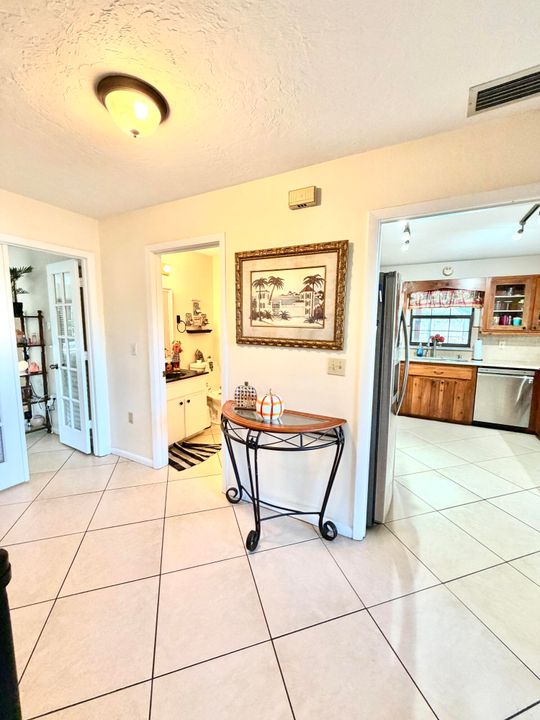 For Sale: $549,000 (3 beds, 2 baths, 2634 Square Feet)