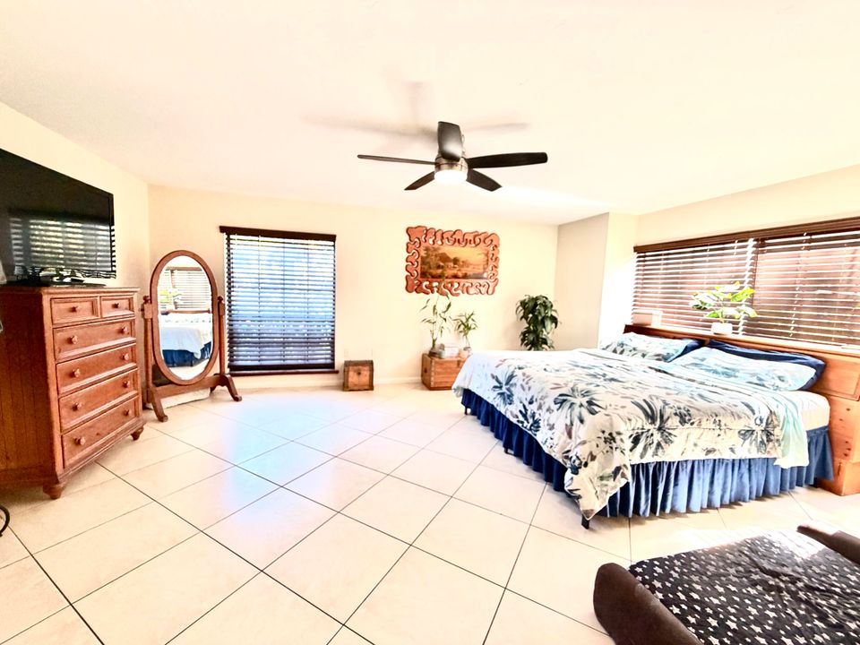 For Sale: $549,000 (3 beds, 2 baths, 2634 Square Feet)