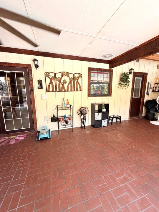 For Sale: $549,000 (3 beds, 2 baths, 2634 Square Feet)