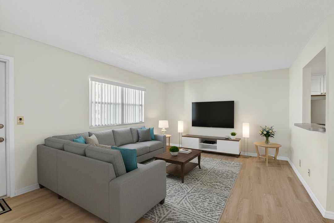 For Rent: $1,500 (1 beds, 1 baths, 720 Square Feet)