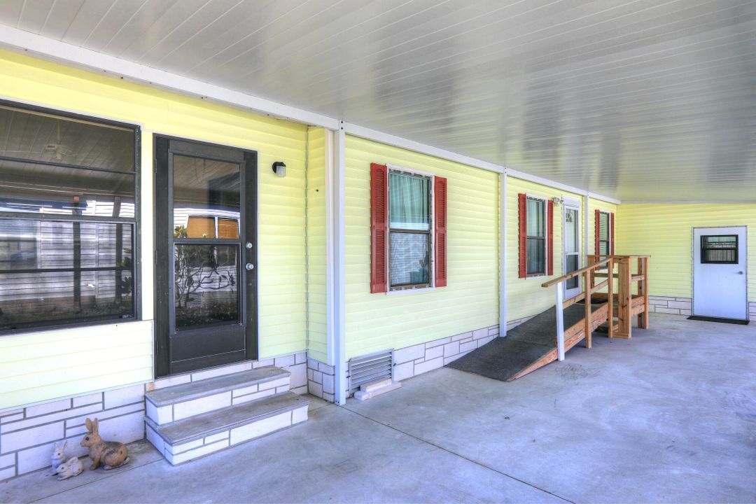 For Sale: $172,500 (2 beds, 2 baths, 1127 Square Feet)