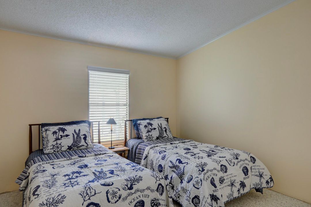 For Sale: $172,500 (2 beds, 2 baths, 1127 Square Feet)