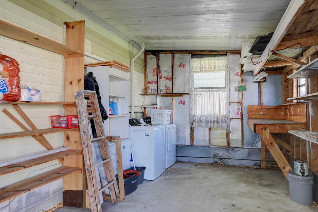 For Sale: $172,500 (2 beds, 2 baths, 1127 Square Feet)