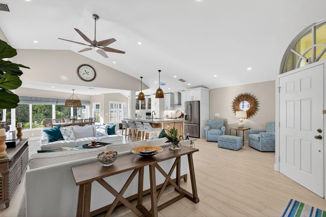 For Sale: $1,200,000 (3 beds, 2 baths, 2025 Square Feet)