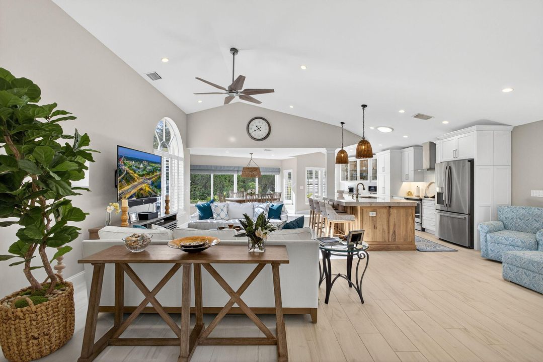 For Sale: $1,200,000 (3 beds, 2 baths, 2025 Square Feet)