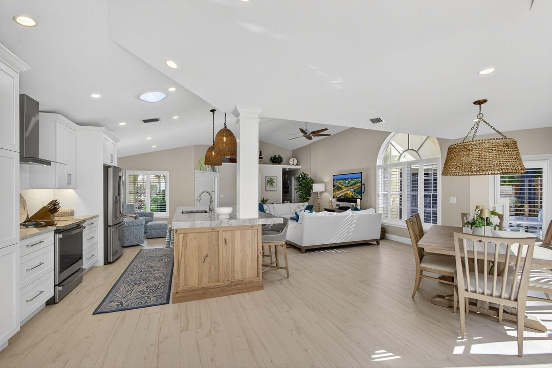 For Sale: $1,200,000 (3 beds, 2 baths, 2025 Square Feet)