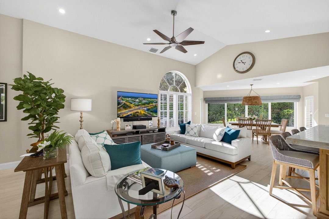 For Sale: $1,200,000 (3 beds, 2 baths, 2025 Square Feet)