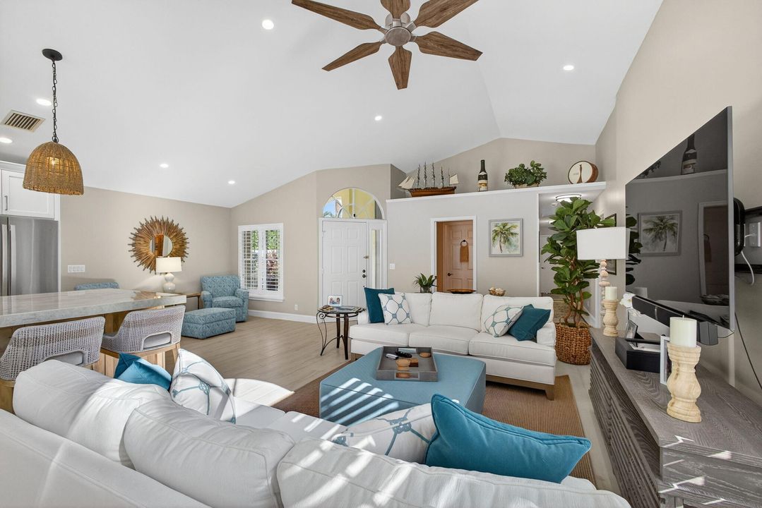 For Sale: $1,200,000 (3 beds, 2 baths, 2025 Square Feet)