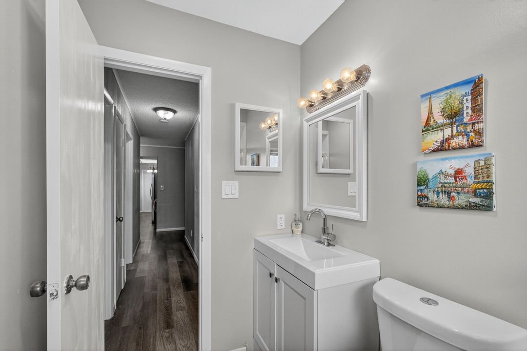 For Rent: $2,400 (3 beds, 2 baths, 1190 Square Feet)