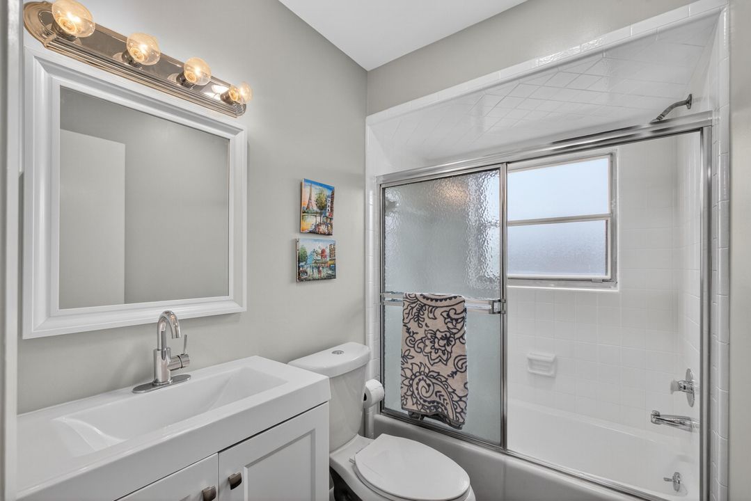 For Rent: $2,400 (3 beds, 2 baths, 1190 Square Feet)