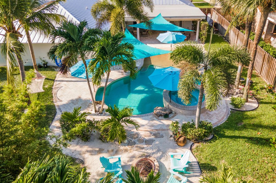 For Sale: $1,299,000 (4 beds, 2 baths, 2200 Square Feet)