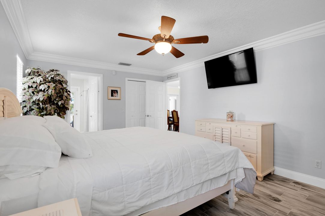 For Sale: $1,299,000 (4 beds, 2 baths, 2200 Square Feet)