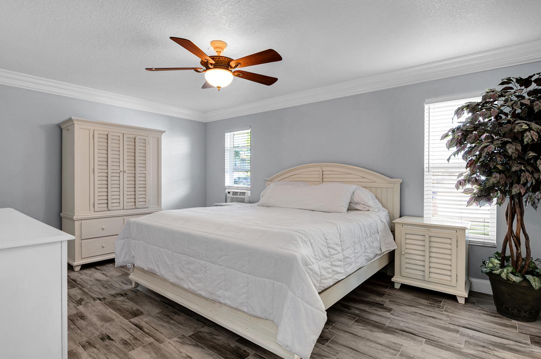 For Sale: $1,299,000 (4 beds, 2 baths, 2200 Square Feet)