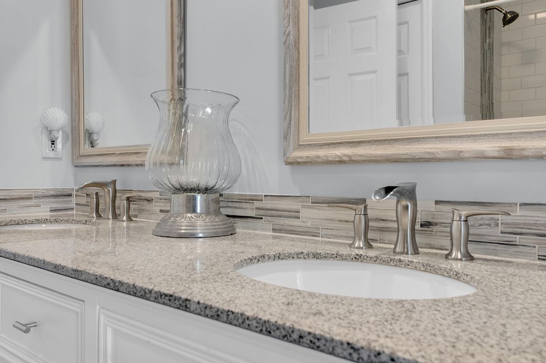 For Sale: $1,299,000 (4 beds, 2 baths, 2200 Square Feet)