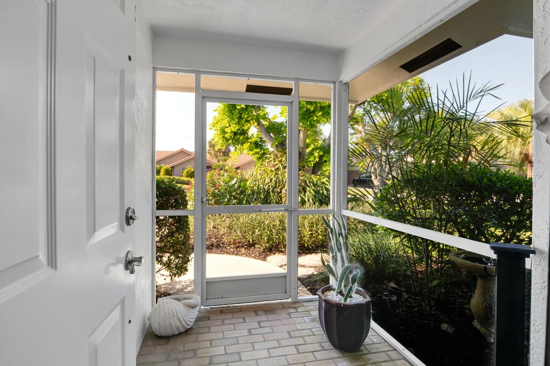 For Sale: $1,299,000 (4 beds, 2 baths, 2200 Square Feet)