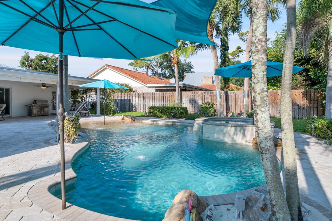 For Sale: $1,299,000 (4 beds, 2 baths, 2200 Square Feet)