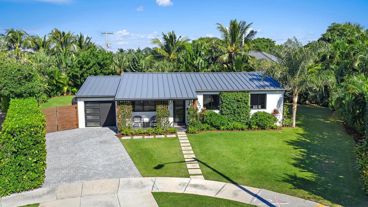 待售: $2,495,000 (4 贝兹, 2 浴室, 1906 平方英尺)