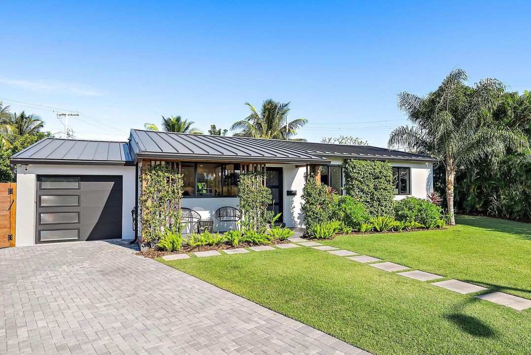 待售: $2,495,000 (4 贝兹, 2 浴室, 1906 平方英尺)