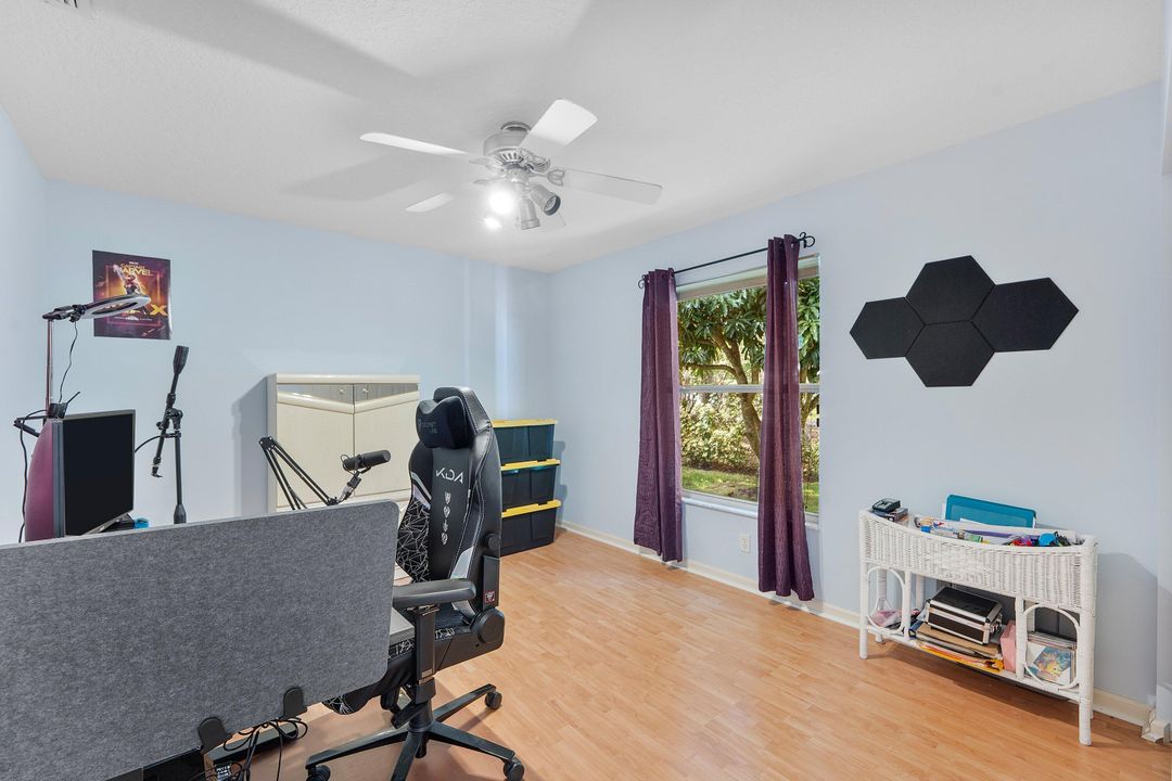 En Venta: $685,000 (5 camas, 3 baños, 2429 Pies cuadrados)