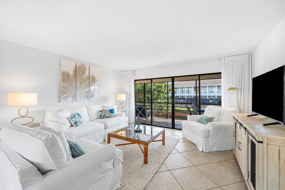 待售: $367,000 (2 贝兹, 2 浴室, 1300 平方英尺)