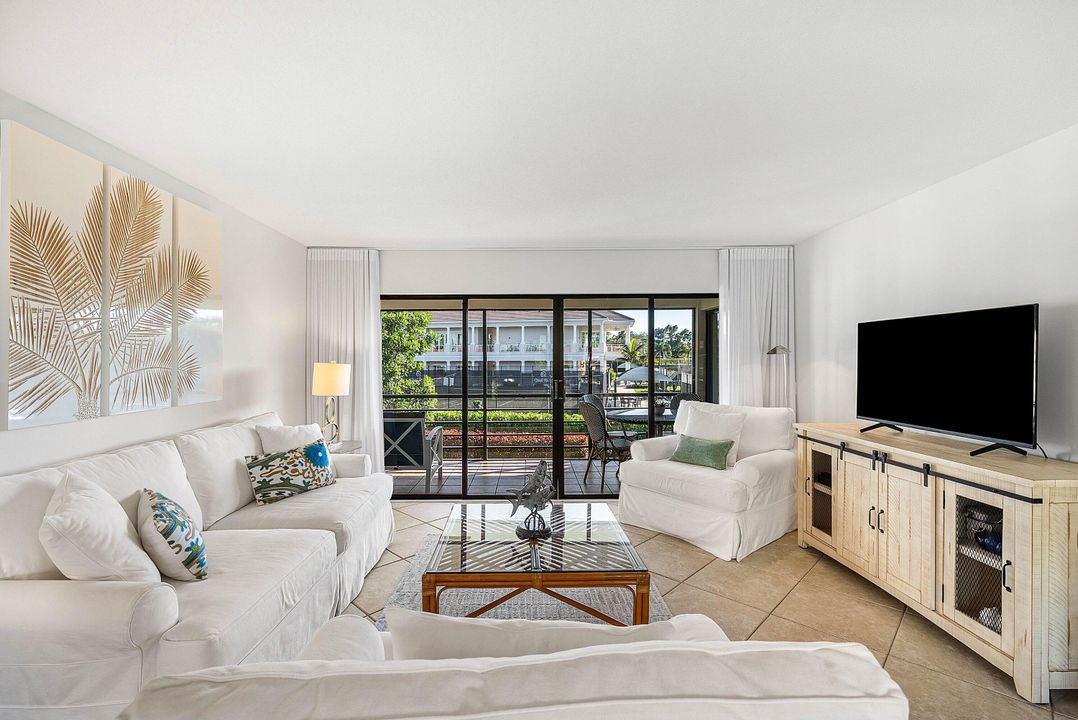 待售: $367,000 (2 贝兹, 2 浴室, 1300 平方英尺)