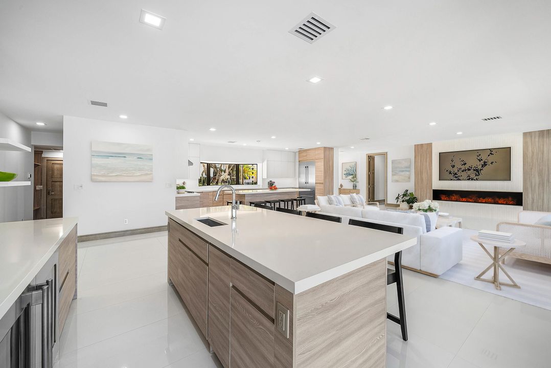 На продажу: $6,500,000 (4 спален, 4 ванн, 3538 Квадратных фут)