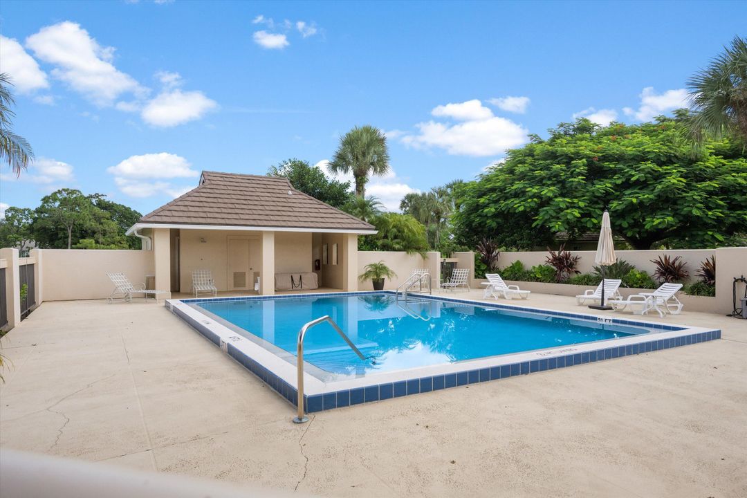 待售: $990,000 (3 贝兹, 3 浴室, 1800 平方英尺)