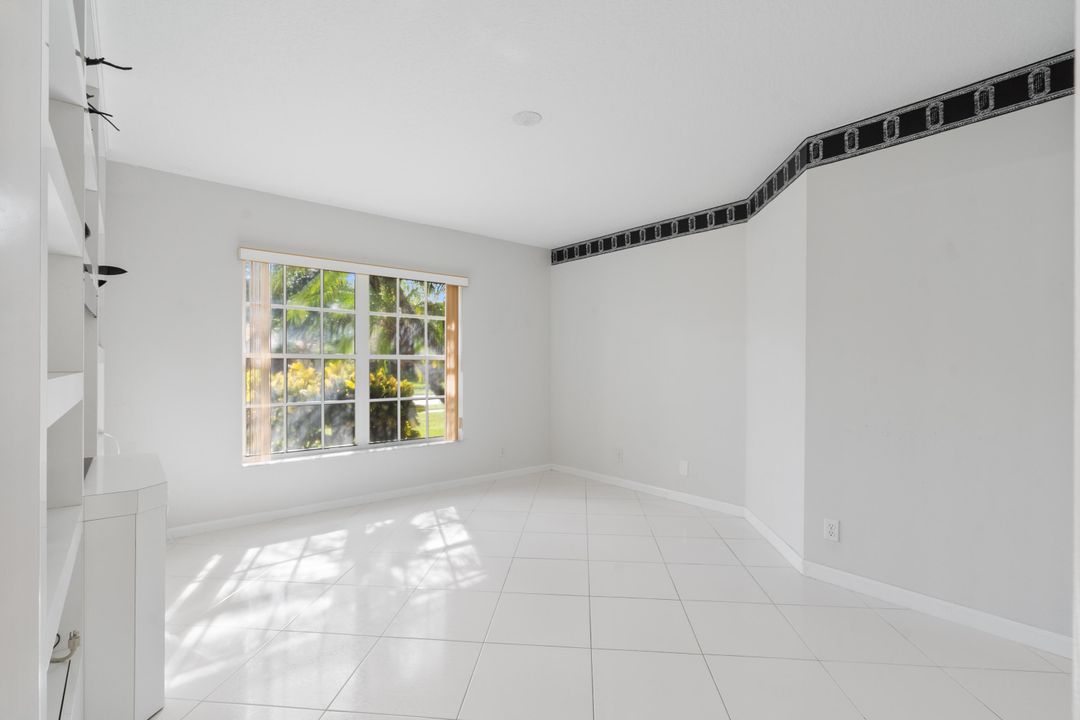 For Sale: $479,000 (3 beds, 2 baths, 1949 Square Feet)