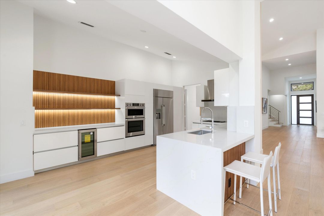 En Venta: $2,749,000 (3 camas, 4 baños, 2996 Pies cuadrados)