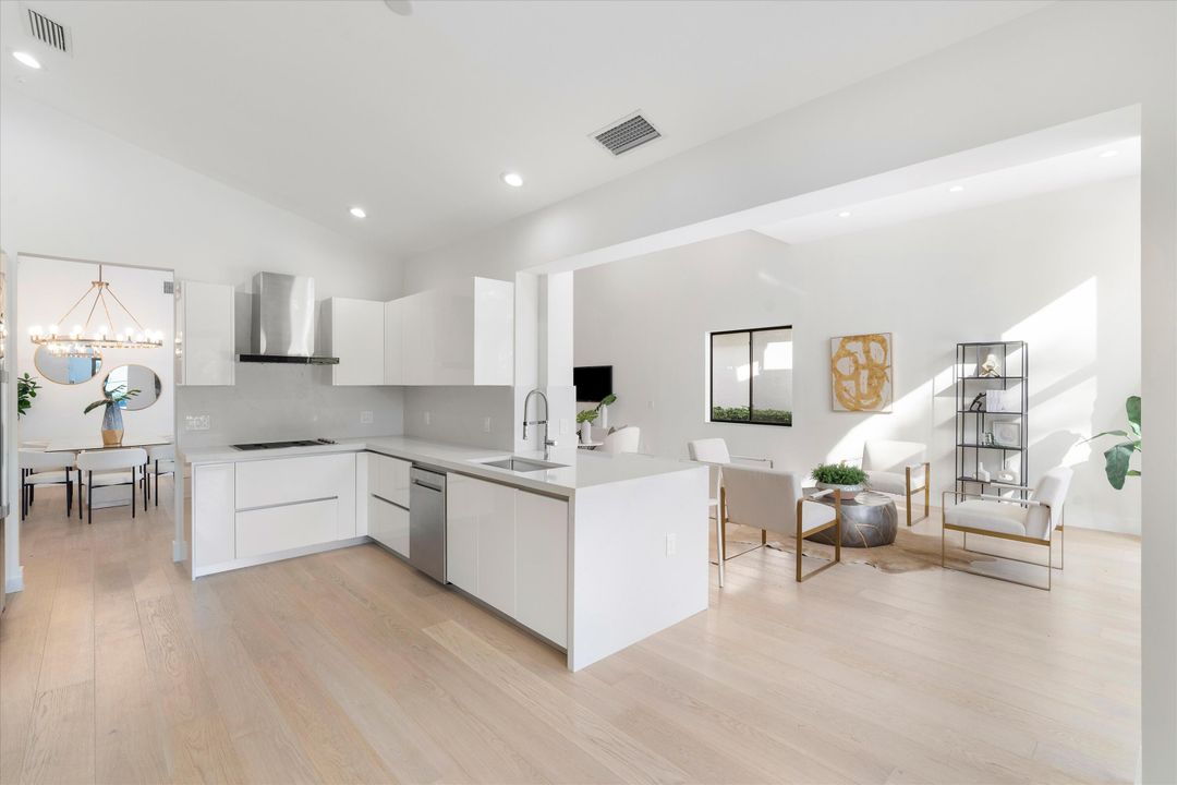 En Venta: $2,749,000 (3 camas, 4 baños, 2996 Pies cuadrados)