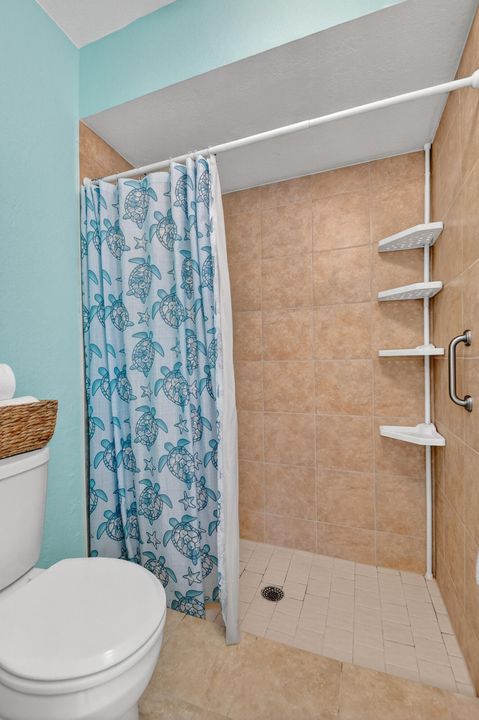 For Sale: $599,000 (3 beds, 2 baths, 1717 Square Feet)