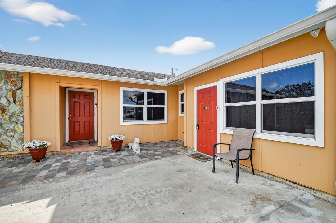 For Sale: $599,000 (3 beds, 2 baths, 1717 Square Feet)